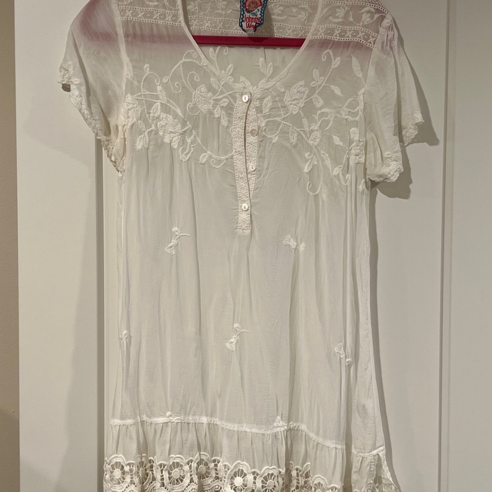 Johnny Was Embroidered White Lace Top